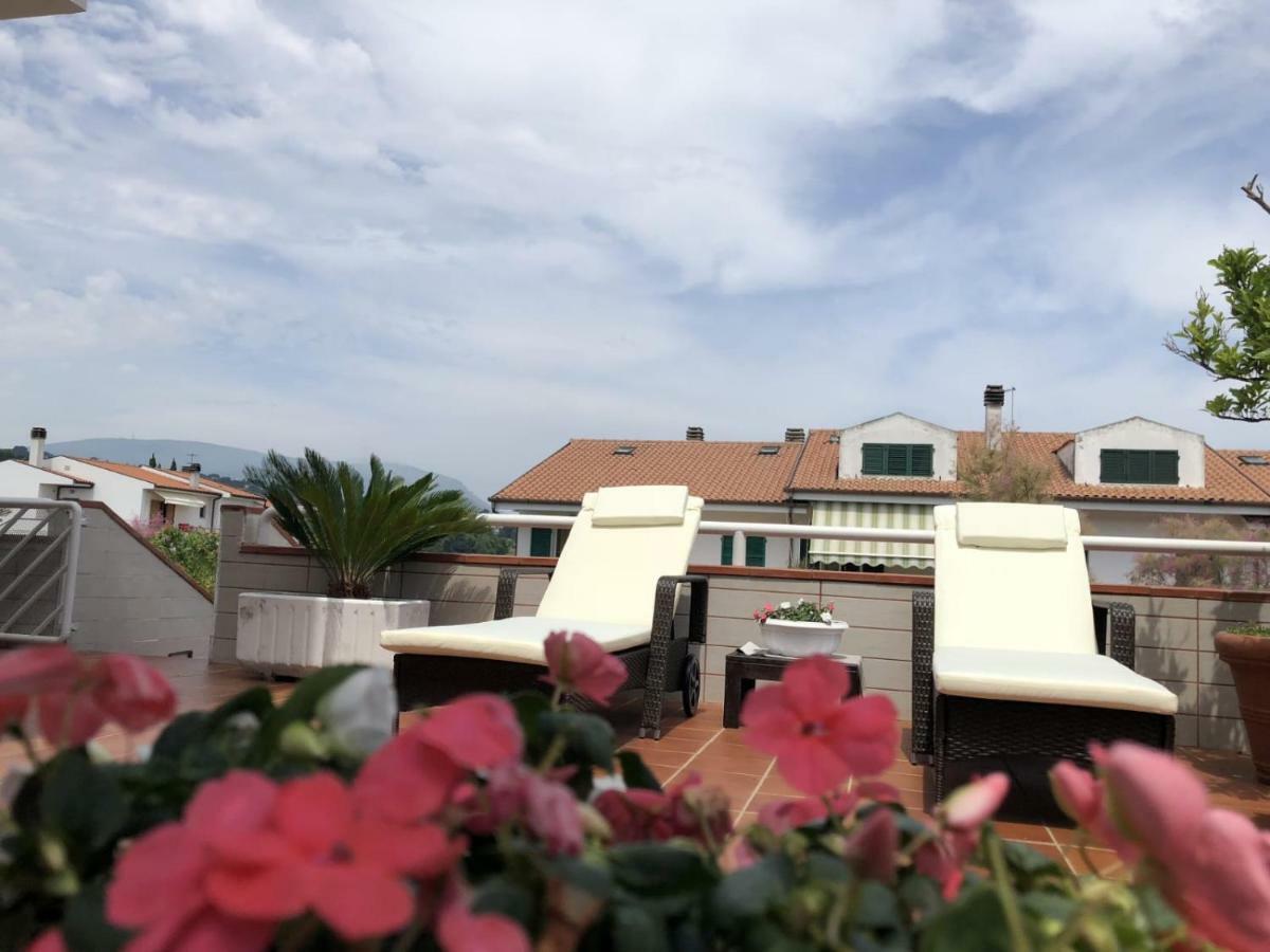نومانا B&B Poggio Del Sole المظهر الخارجي الصورة